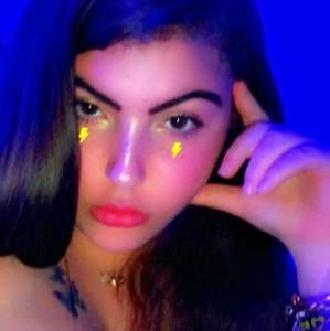 Meet your Posher, Britney